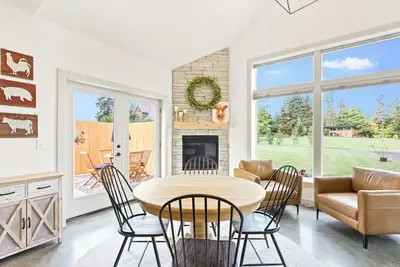 Image de River Wine Farmhouse