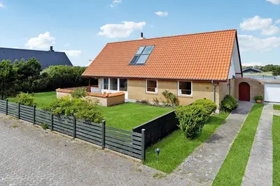 Image de Maison confortable de 3 chambres à.