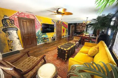 Image de 8 Guest, Cowboy pool Bbq, Fire Pit, House