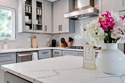 Image de Luxury along Manatee River, close to Anna Maria beaches, heated pool & spa!