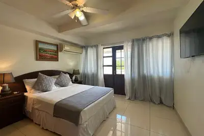 Image de St. Lawrence Suites - Suite Three