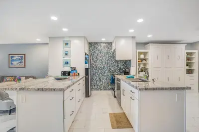 Image de Luxury, upgraded Waikomo Streams condo with pool - walk to Poipu Beach