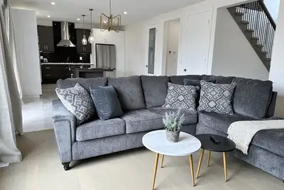 Image de Modern Luxurious Getaway - minutes to riverfront, wineries, golf clubs