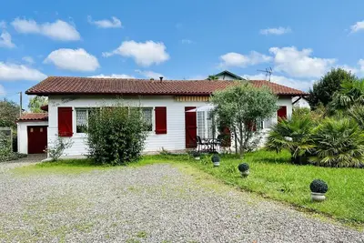 Image de Maison T3 à Cambo, Animaux Admis, Parking, Internet