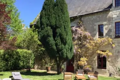 Image de Gîte historique avec piscine privée, proche de Chinon