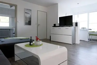 Image de Fewo Seestern, Dusche, Wc, 2 Schlafräume - Ferienwohnungen \"allee Café\"