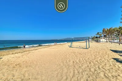 Image de 2br Condo with Private Balcony - Pool View - Beach