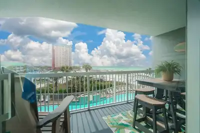Image de Gorgeous, 2br/2ba Condo at Pelican Beach Resort with Amazing Gulf Views!