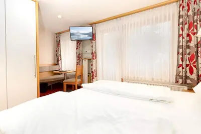 Image de Doppelzimmer Komfort - Finkensteiner Hof, Dion Hotels & Resorts Gmbh