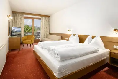 Image de Doppelzimmer Standard - Finkensteiner Hof, Dion Hotels & Resorts Gmbh