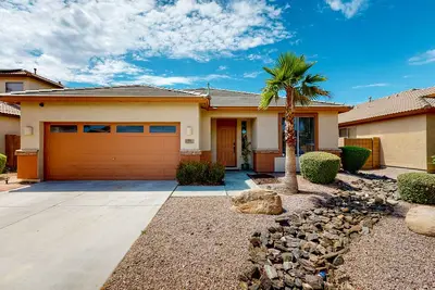Image de Single-level home with private pool, golf course views, pool table, & W/D