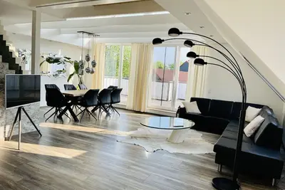 Image de 5 Bedroom Apartment in Wilhelmshaven