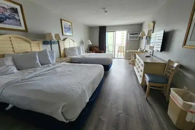 Image de Ocean View Double Queen Suite! Perfect for 4 Guests! Sea Mist 51112