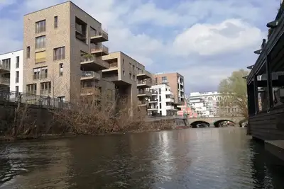 Image de Living on the riverside