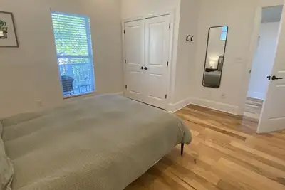 Image de Bright and Spacious North Shore Chattanooga Home Overlooking Downtown