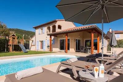 Image de Villa Sophie - Exclusieve Villa met 5 Slaapkamers en Prive Zwembad