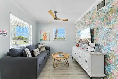 Image de Minutes to Anna Maria - Canal Hangout Onsite Apartment