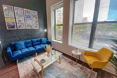 Image de 420 friendly beautiful unit with optional parking and sleeps 6