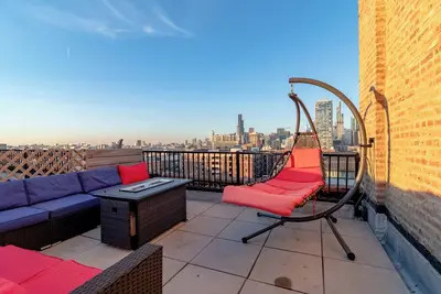 Image de Luxury 3br Duplex with Private Rooftop Penthouse with Views Near McCormick Place