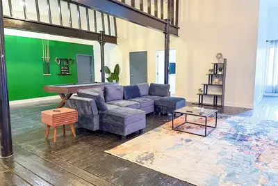 Image de Premium Cozy 5br Chicago Suite with Pool Table Near McCormick Place & Lakefront