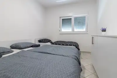 Image de Apartments Blue - Three Bedroom Apartment with Terrace A1