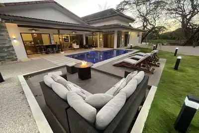 Image de Casa Murano, completely equipped with a private pool. Beach Club