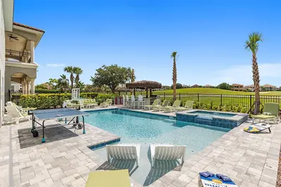 Image de Imagination at Reunion | 9 Br, Custom Built Theme Room, Game Room, Movie Theater