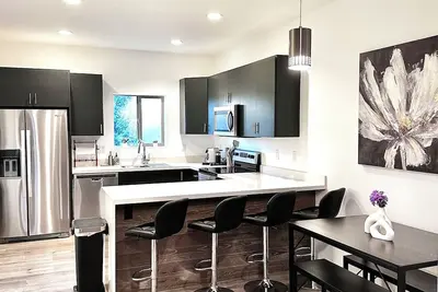 Modern condo in downtown Victor