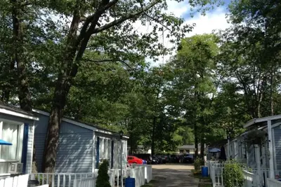 Image de Wasaga Beach walk to main end Free Parking Free Wifi