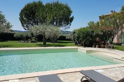 Image de Très Belle Maison, Cuisine D'été Face à la Piscine 12x6