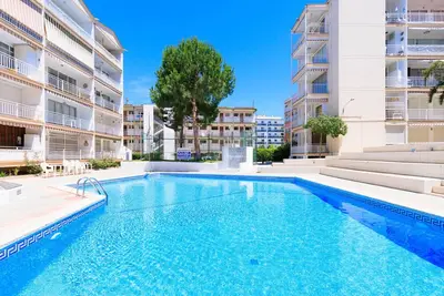 Image de Central, confortable et avec piscine 082 Sayonara
