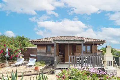 Image de Maison de vacances 'Petite Maison' avec vue sur la mer, terrasse privée et jardin privé