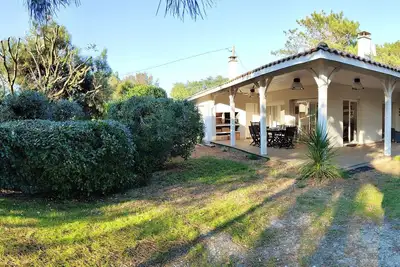 Image de Villa familiale au Cap Ferret: face aux dunes, proche plage, grand jardin et terrasse, 10 pers
