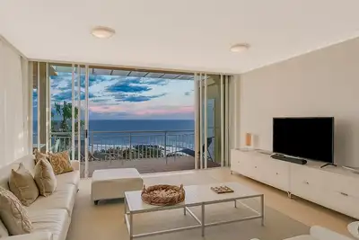 Image de Orion Unit 8 Modern apartment Overlooking Snapper Rocks with Wi-Fi included