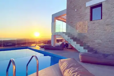 Luxury Villa Alexander with stunning sea view, pool & privacy