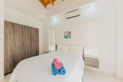 Image de 2 Bedrooms Condo, Walking Distance To The Beach #7