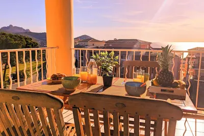 Image de Cap Esterel - Grand Studio Climatise Avec Sa Vue Mer