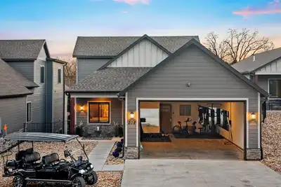 Image de 8br IndianPoint Oasis- GolfCart + Sauna + Gym + Ev