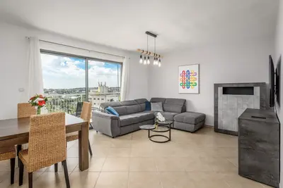 Image de Appartement-Mapu-Appartement-Salle de bain-Vue ville