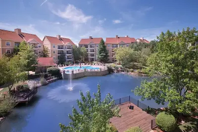 Image de 2 Bedroom Condo at Branson At The Meadows Resort! !