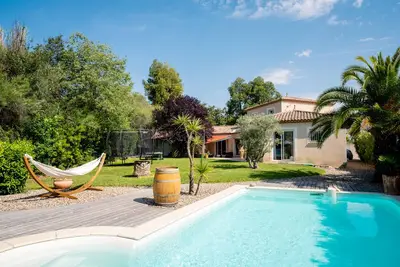 Image de Villa Andria, Provençale avec Piscine