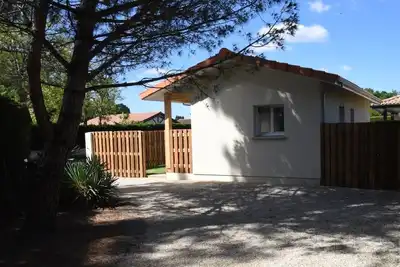 Image de Petite Villa Lumineuse Proche Plages et Forêt
