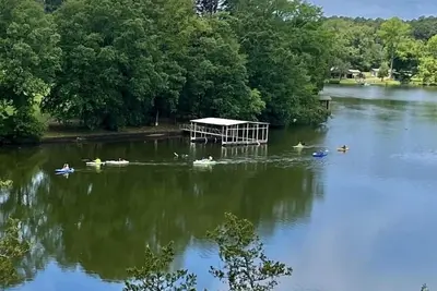 Image de Cabin #7 \"Lost in the Woods\"  on the Lake