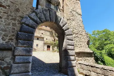 Image de Old Ceramic Factory Close to Unesco Itineraries