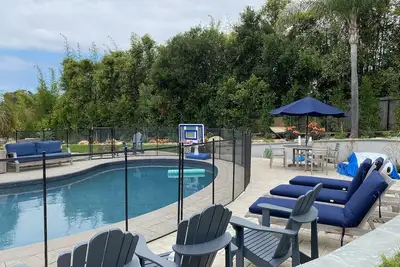 Image de Private Acre, Family Montecito Main Ranch Home, Redwood Studio Pool Ocean Views