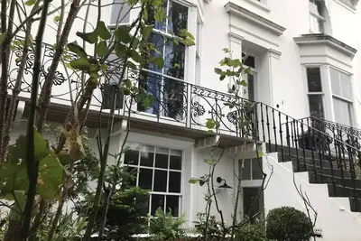 Image de Perfect Brighton Getaway: Close to Beach, Town, Station