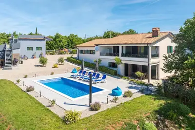 Image de Superbe maison de 3 chambres à Trgetari