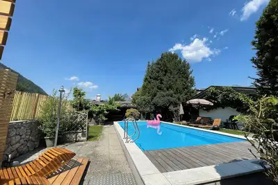 Image de Die Pool-villa in den Bergen Tirols