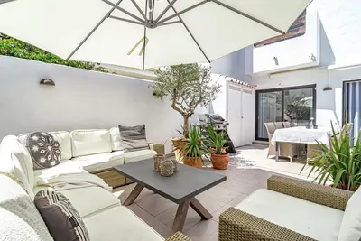 Lvb - Casa Linda vista by roomservices