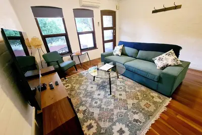 Image de Unbeatable central location! Minutes from the best of Freo.